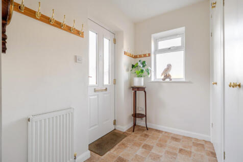 1386608-9-692efb2...