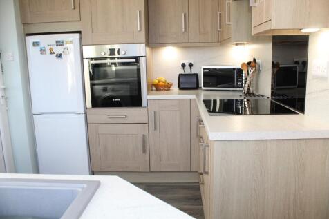 Fitted Kitchen