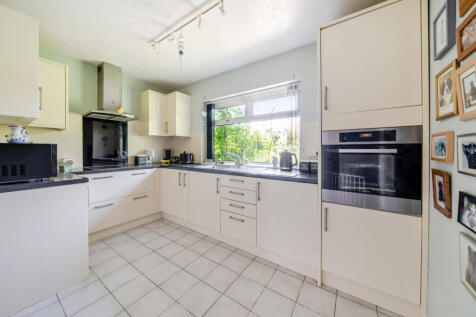 1483182-20-6a3bd9...