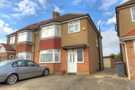 Slough, SL1 - property photo