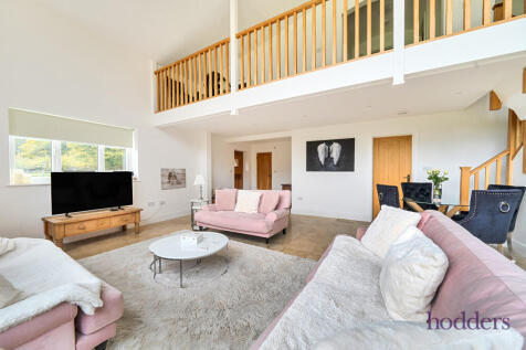 01175129-dbbc-427...