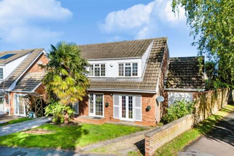 18 Stretton Road 4.jpg