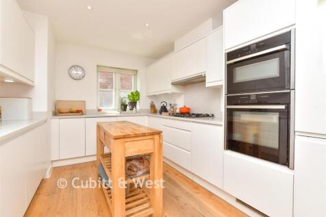 Kitchen / Lounge / Diner
