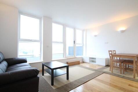 Living Area (Main)
