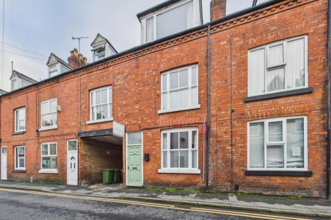 Five bedroom mid-terrace house - For sale by mode