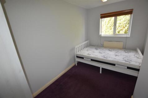 bed2.JPG