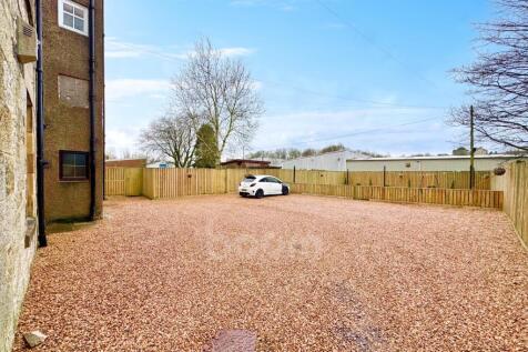 Knoxville Road, Kilbirnie parking area