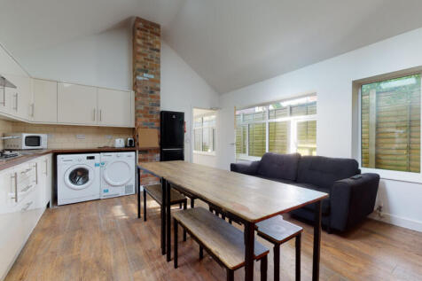 1-bed house on Meadow Lane, Loughborough, £477/mo