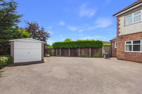 Driveway &amp; Garage