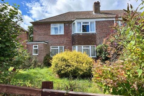 Newbury, RG14 - property photo