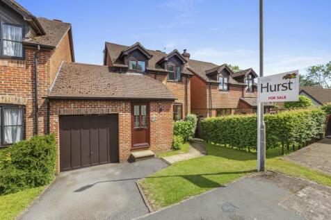 5 Clinkard Place, HP14 3HQ-5.jpg