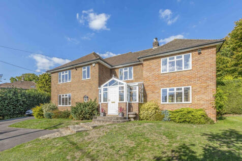 Three Oaks, The Close, SL8 5PE (LOW RES)-24