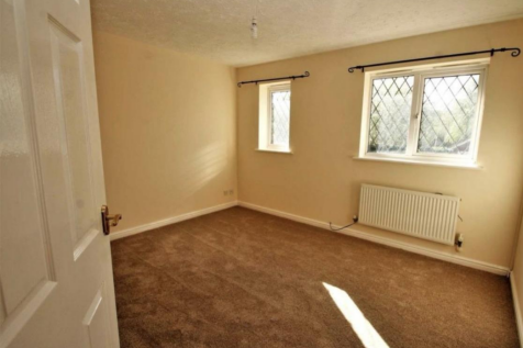 Stratfield Way, Kettering photo 4