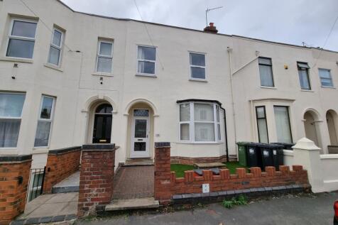 6-bed terraced on 14 Forfield Place, Leamington Spa, £3,150/mo