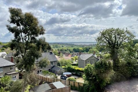 Second Floor Stairs and Galleried Landing