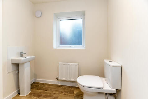 3 Chateau Mews 00...