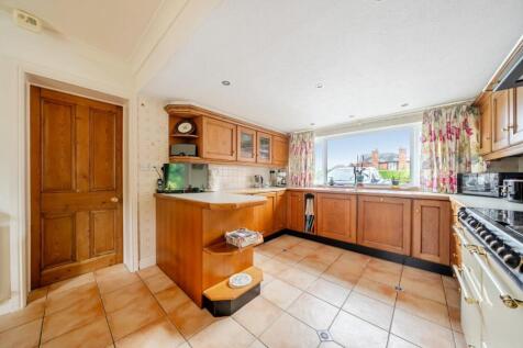 Kitchen overview.jpg