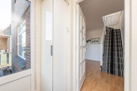 Thomson Crescent, Currie, Edinburgh photo 5