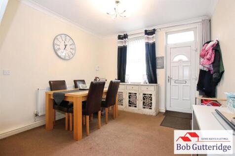 THROUGH LOUNGE / DINING ROOM