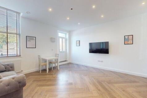 castle-boulevard-ng7-1ha-1054873