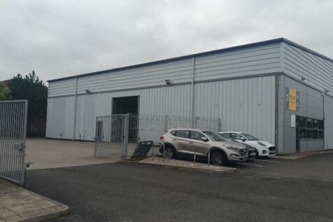 Unit 3 - Secure yard