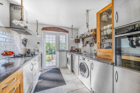 14-681e2355882f2-...