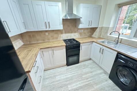 Ormsby Close, Luton, Bedfordshire, LU1 3SN photo 3