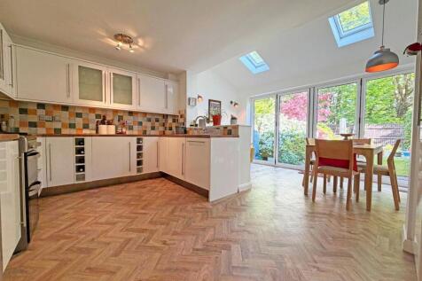 Kitchen-Dining.jpg