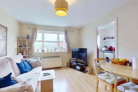 Henry-Doulton-Drive-Tooting-SW17-06042021_212349.j