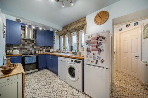 1375733-8-6909e7df487bb