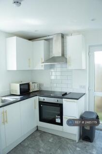 Mesh Accommodation Fully Equipped Kitchen