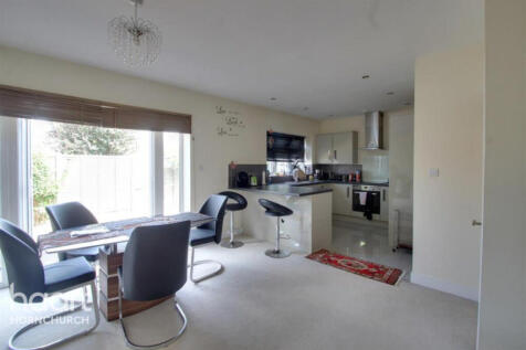Manser Road, Rainham photo 4