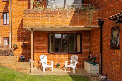 (Rightmove) 17.jpg