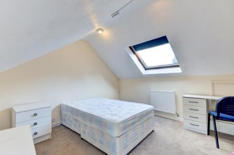 3 Parkmore Terrace Bedroom 6