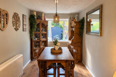 Selsdon Avenue, Romsey, SO51 photo 3