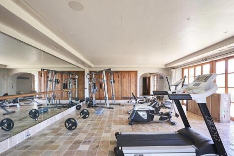 Exercise room Wooden floor