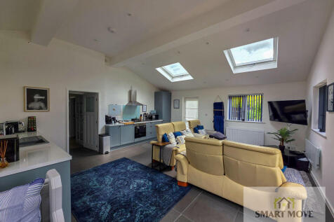 Kitchen Family Room