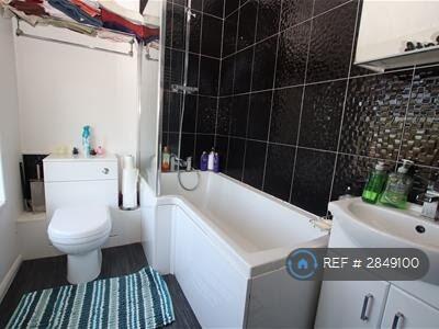 First Floor Bathroom