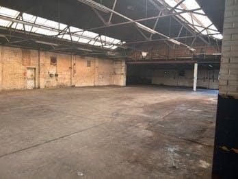 16 Hempsted warehouse 1.jpg