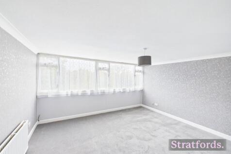 Sheelin Grove, Bletchley, MK2 photo 3