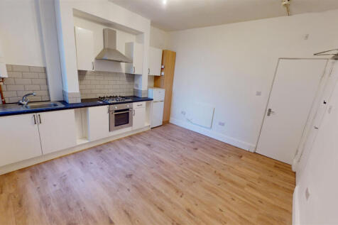 25 Railway Road, Manchester, M41 photo 3