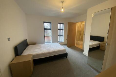 Southpoint, 12 Lane End Road, Burnage, Manchester photo 5