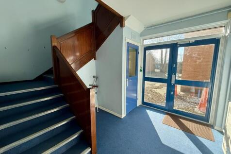 Office to rent Image 9