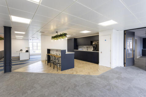 Office to rent Image 4