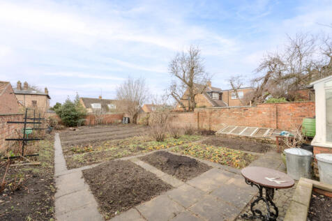 2 Langton Road (Exterior) (1 of 5)