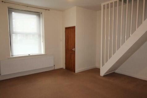 Woolley Bridge Road, Glossop, Derbyshire, SK13 photo 3