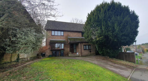 A 4 bedroom detached house