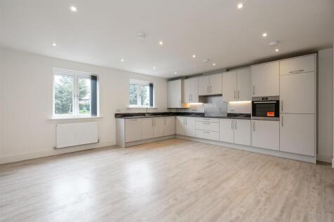 Apartment 17 Rodborough House_2.jpg