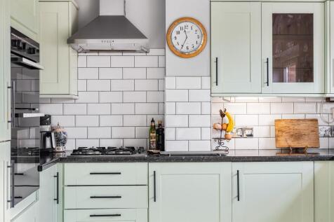 Kitchen/Dining/Sitti