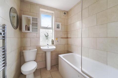 PHYLLIS AVENUE, 18 (25).jpg